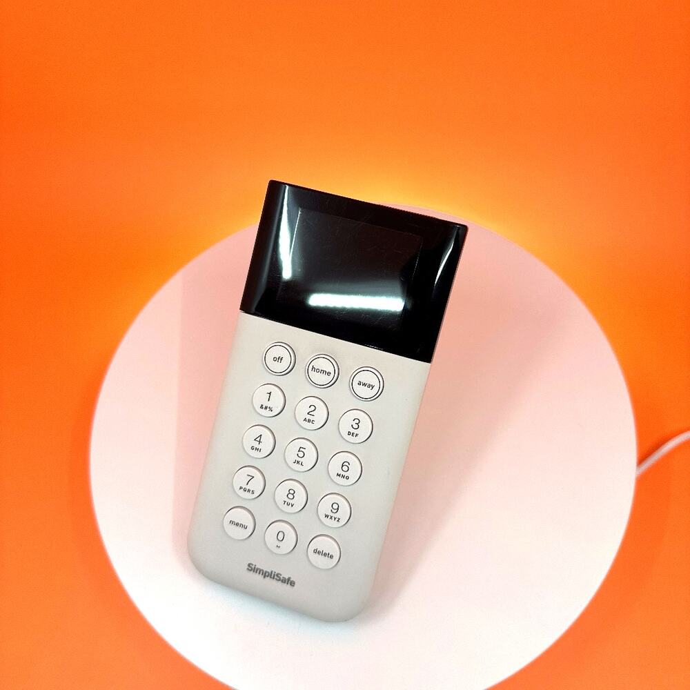SimpliSafe Wireless Keypad - Latest Gen - Picture 5 of 16